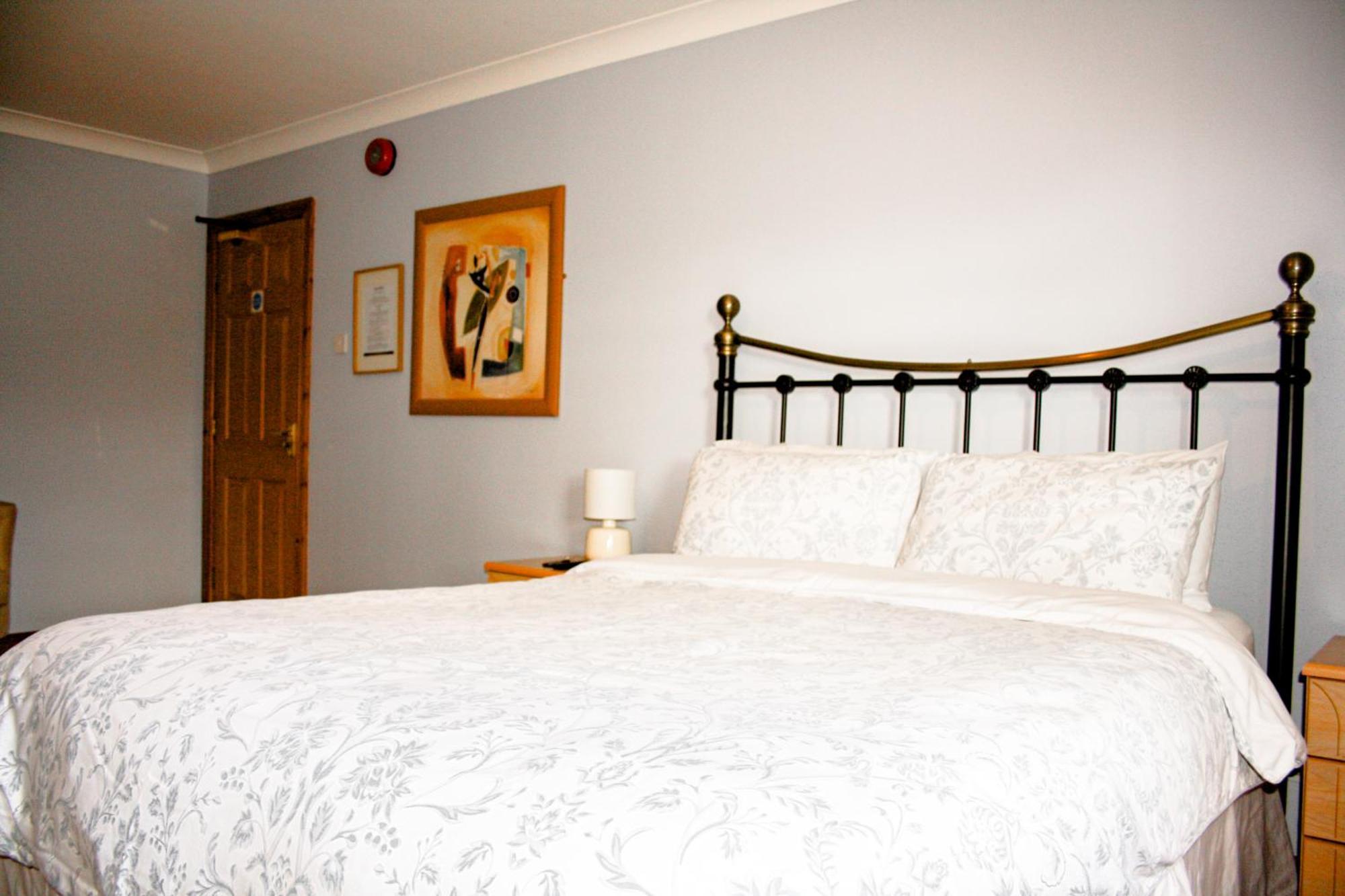 The Coach Inn Strabane Extérieur photo
